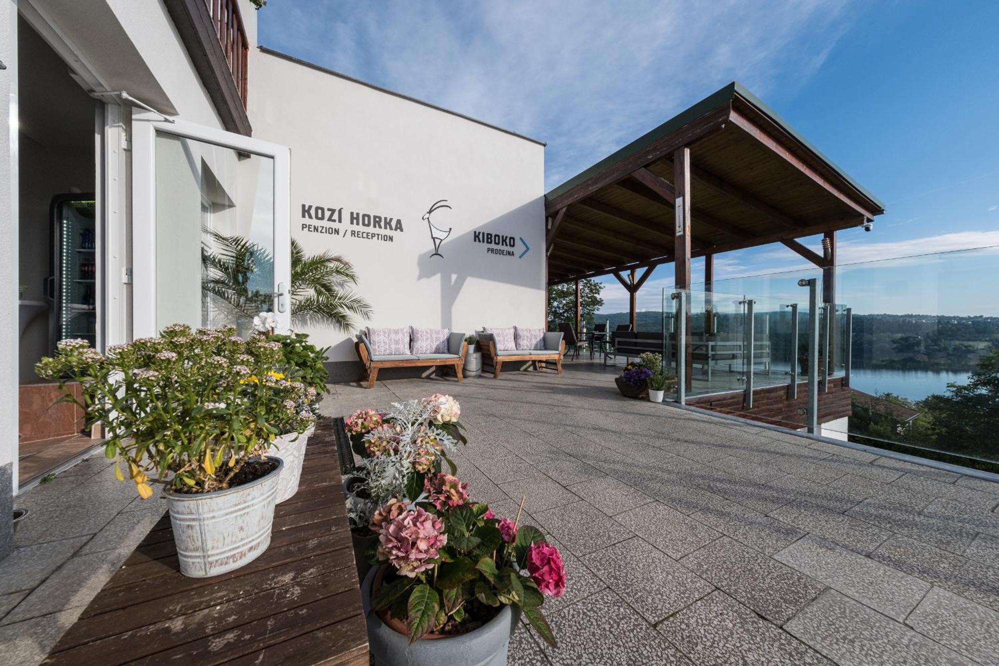 Penzion Kozi Horka U Brnenske Prehrady Brno Exterior photo