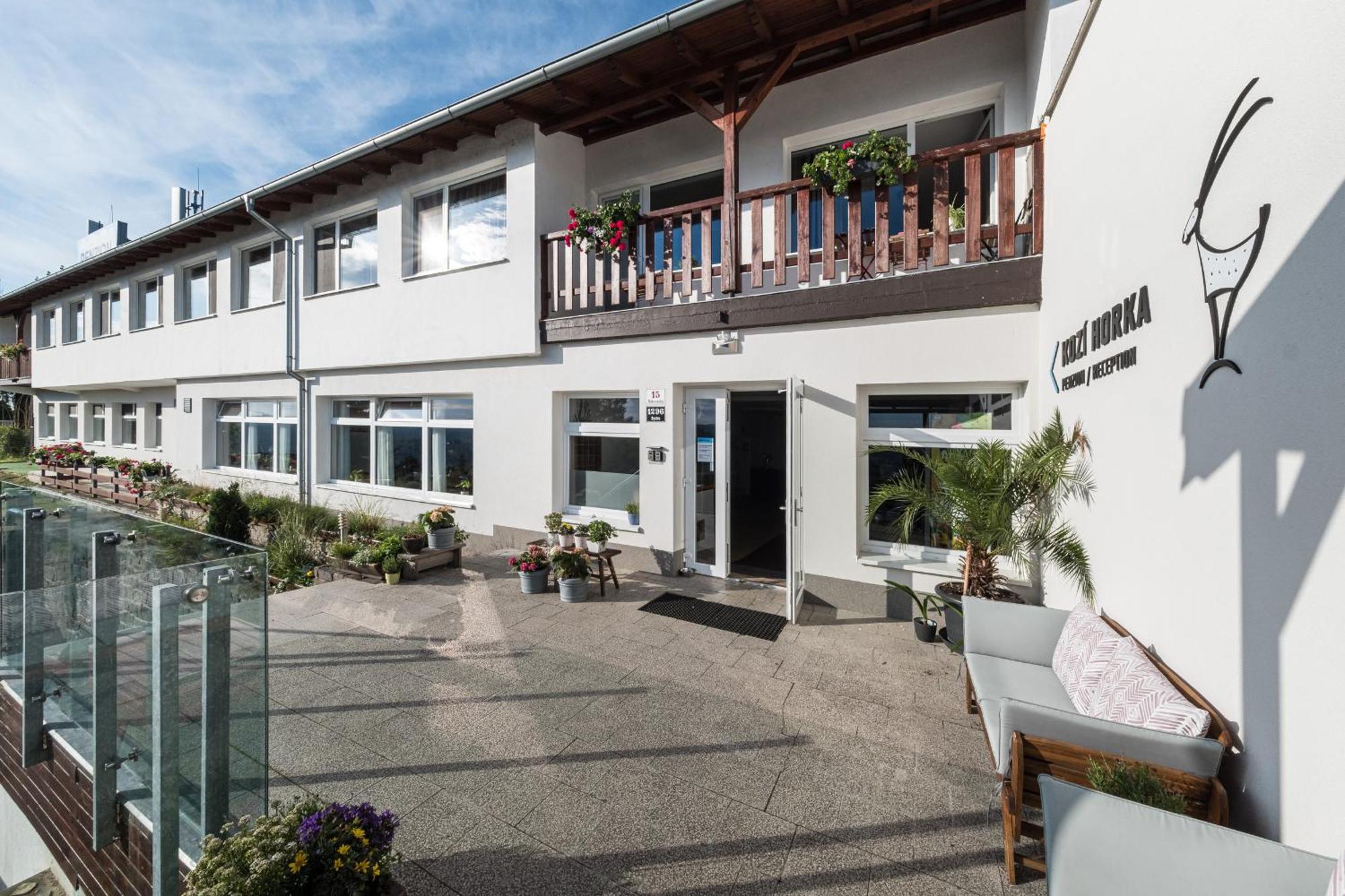 Penzion Kozi Horka U Brnenske Prehrady Brno Exterior photo