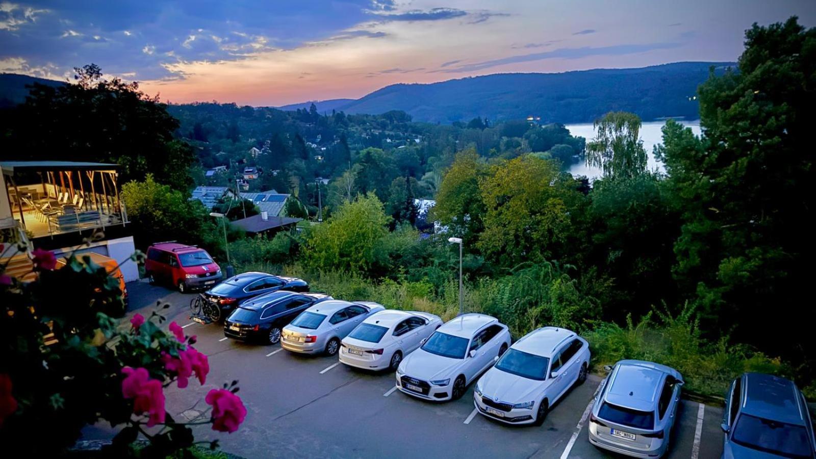Penzion Kozi Horka U Brnenske Prehrady Brno Exterior photo